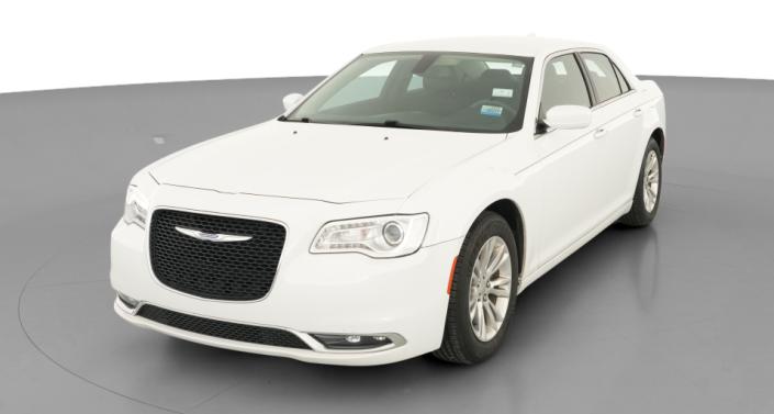 Thumbnail: 2019 Chrysler 300 - 1
