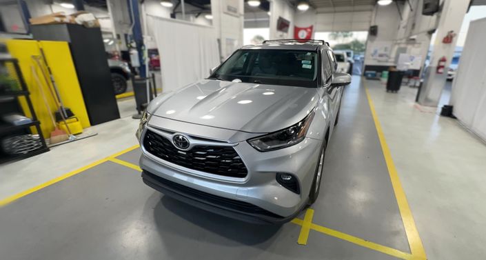 Thumbnail: 2021 Toyota Highlander - 1