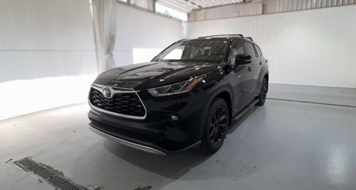 Thumbnail: 2021 Toyota Highlander - 1