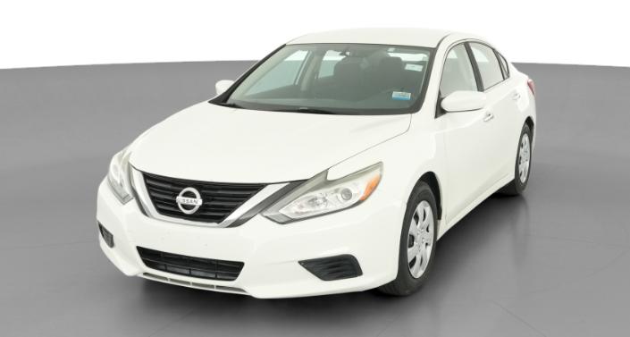 Thumbnail: 2016 Nissan Altima - 1