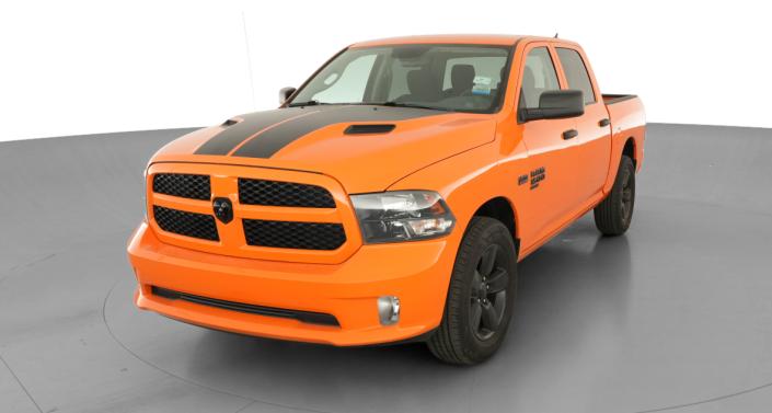 Thumbnail: 2019 RAM 1500 Classic - 1