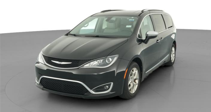 Thumbnail: 2017 Chrysler Pacifica - 1