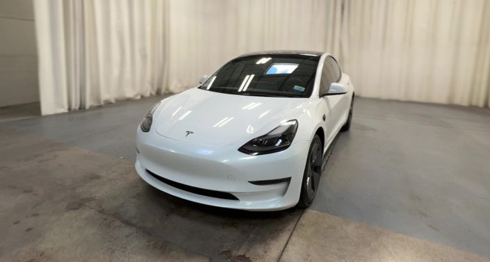 Thumbnail: 2022 Tesla Model 3 - 1