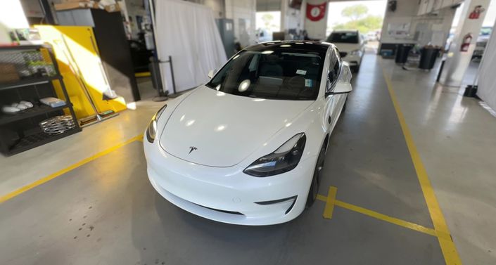 Thumbnail: 2021 Tesla Model 3 - 1