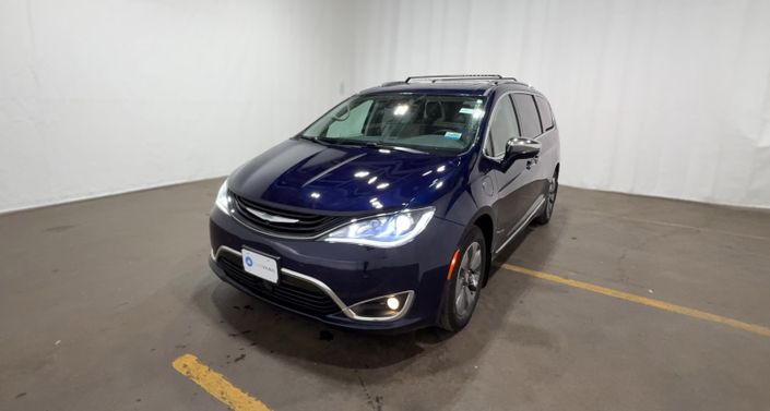 Thumbnail: 2018 Chrysler Pacifica - 1