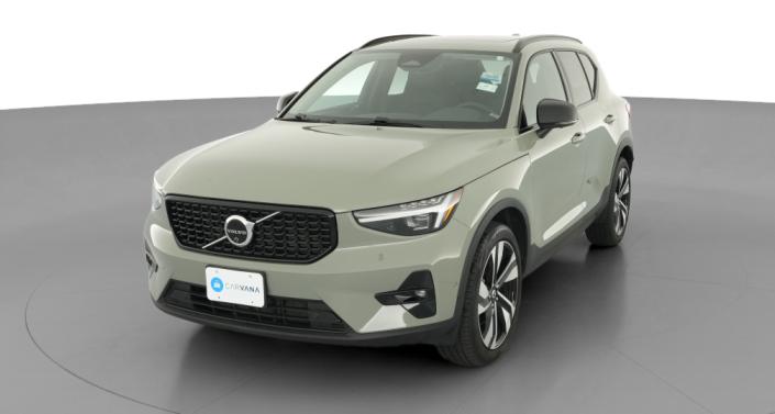 Thumbnail: 2024 Volvo XC40 - 1