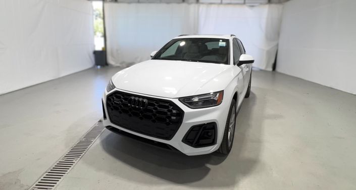 Thumbnail: 2025 Audi Q5 - 1