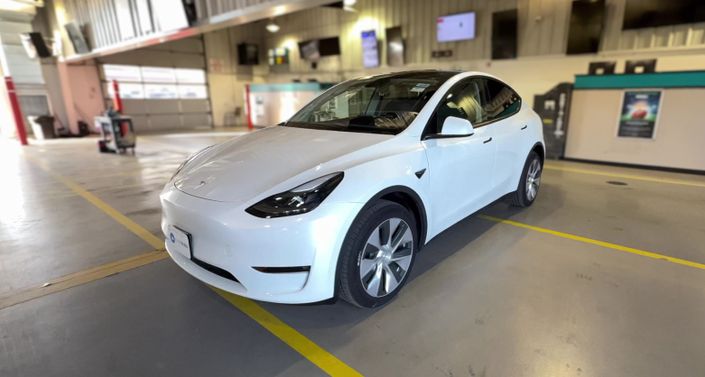 Thumbnail: 2023 Tesla Model Y - 1