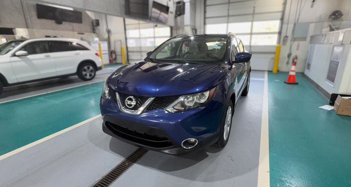 Thumbnail: 2018 Nissan Rogue Sport - 1