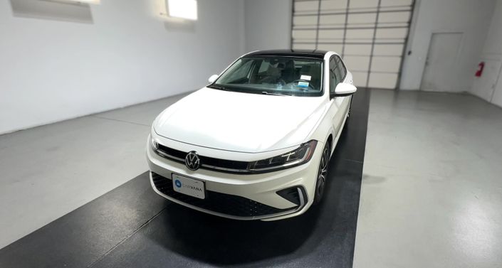 Thumbnail: 2025 Volkswagen Jetta - 1