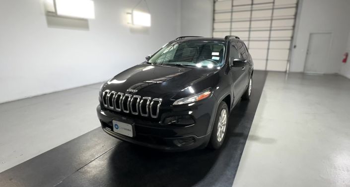 Thumbnail: 2017 Jeep Cherokee - 1