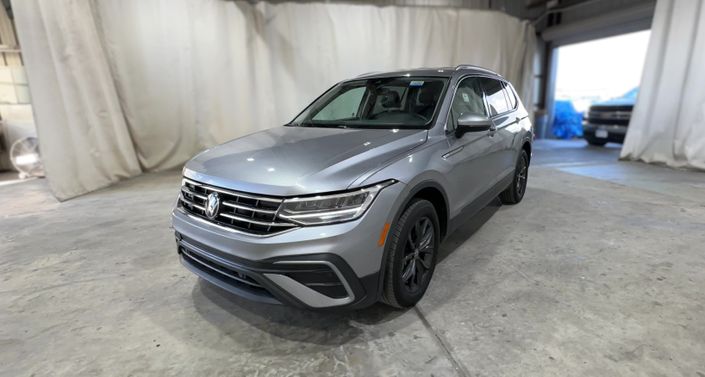 Thumbnail: 2024 Volkswagen Tiguan - 1