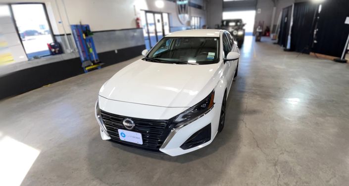 Thumbnail: 2023 Nissan Altima - 1
