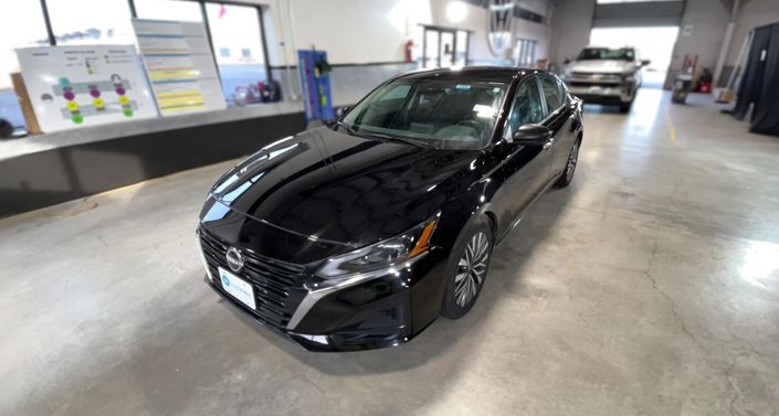 Thumbnail: 2024 Nissan Altima - 1