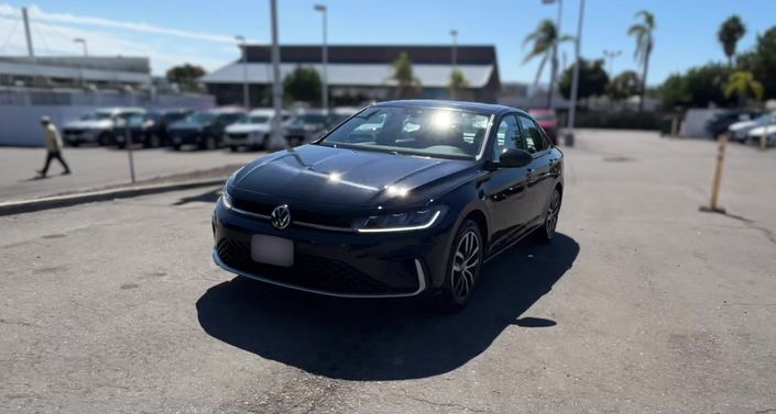 Thumbnail: 2025 Volkswagen Jetta - 1