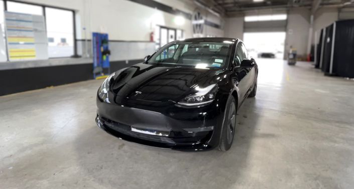 Thumbnail: 2022 Tesla Model 3 - 1