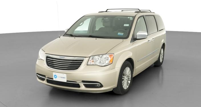 Thumbnail: 2015 Chrysler Town & Country - 1