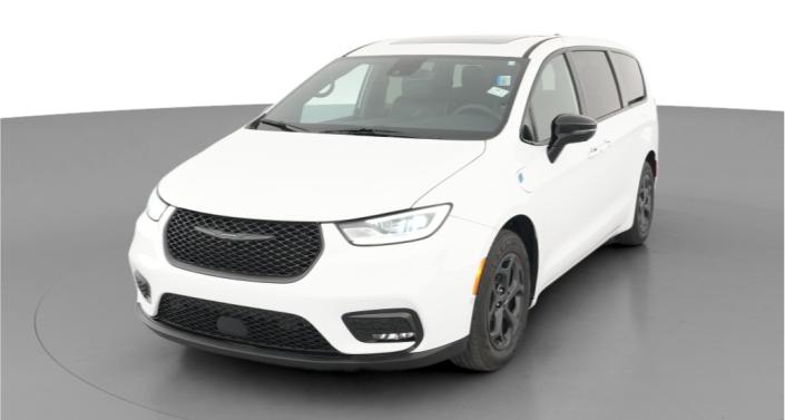 Thumbnail: 2023 Chrysler Pacifica - 1
