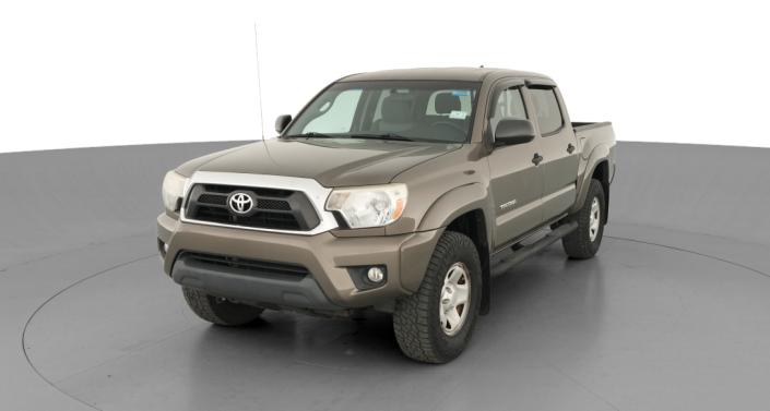 Thumbnail: 2015 Toyota Tacoma - 1