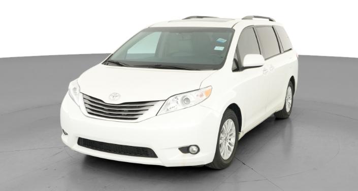 Thumbnail: 2016 Toyota Sienna - 1