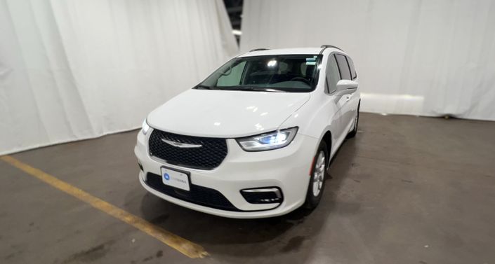 Thumbnail: 2022 Chrysler Pacifica - 1