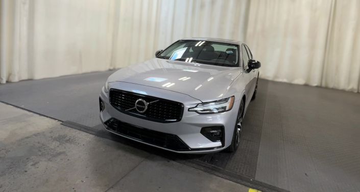 2024 Volvo S60 B5 Core -
                  Riverside, CA