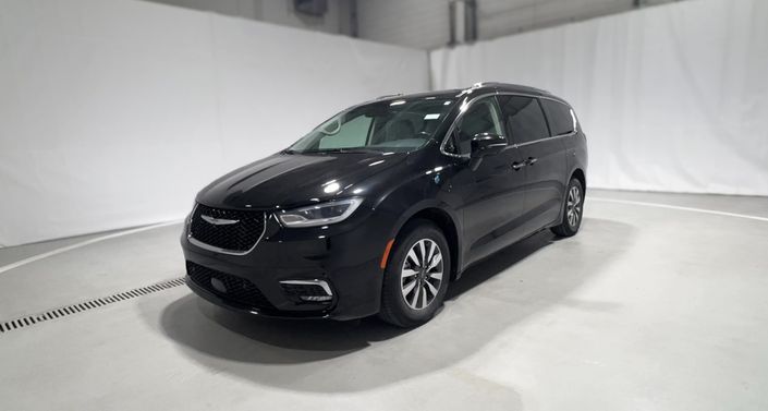 Thumbnail: 2021 Chrysler Pacifica - 1