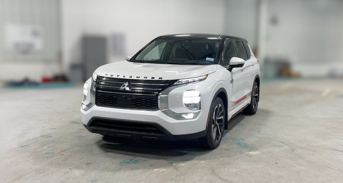 Thumbnail: 2023 Mitsubishi Outlander - 1