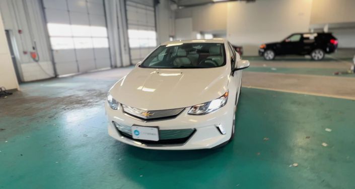 Thumbnail: 2017 Chevrolet Volt - 1