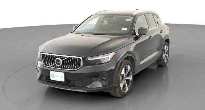Thumbnail: 2025 Volvo XC40 - 1