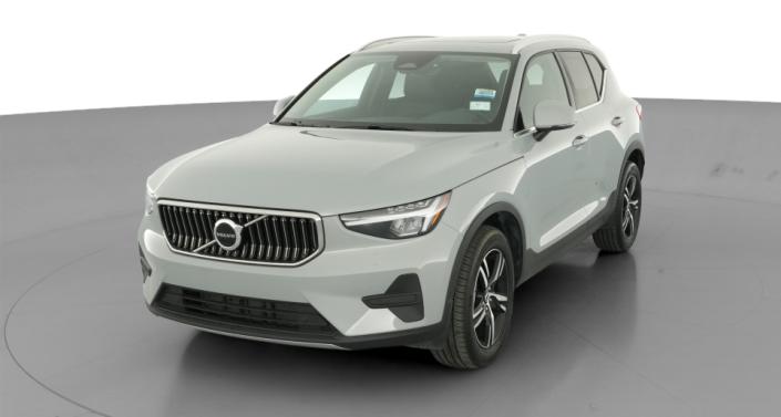 Thumbnail: 2025 Volvo XC40 - 1