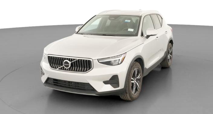 Thumbnail: 2025 Volvo XC40 - 1