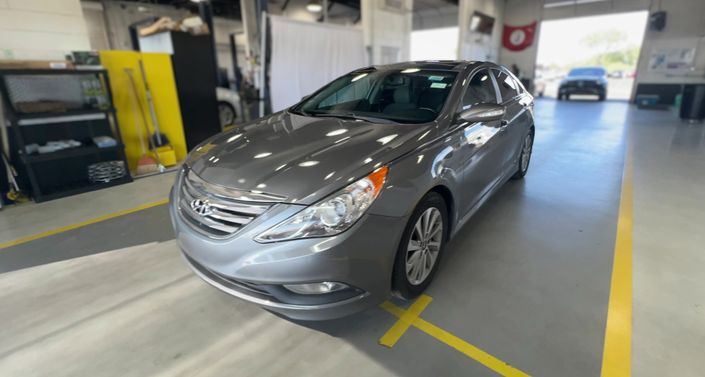 Thumbnail: 2014 Hyundai Sonata - 1