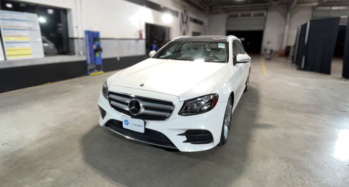 Thumbnail: 2019 Mercedes-Benz E-Class - 1