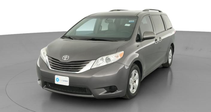 Thumbnail: 2017 Toyota Sienna - 1