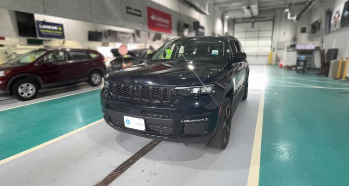 Thumbnail: 2023 Jeep Grand Cherokee L - 1