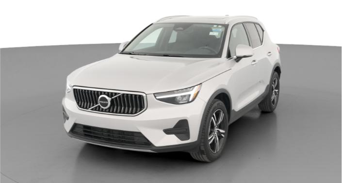 Thumbnail: 2025 Volvo XC40 - 1