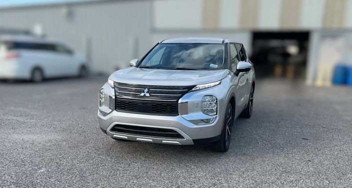 Thumbnail: 2024 Mitsubishi Outlander - 1