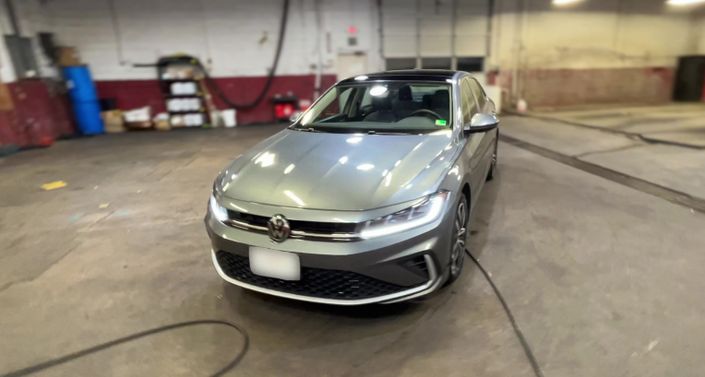 Thumbnail: 2025 Volkswagen Jetta - 1