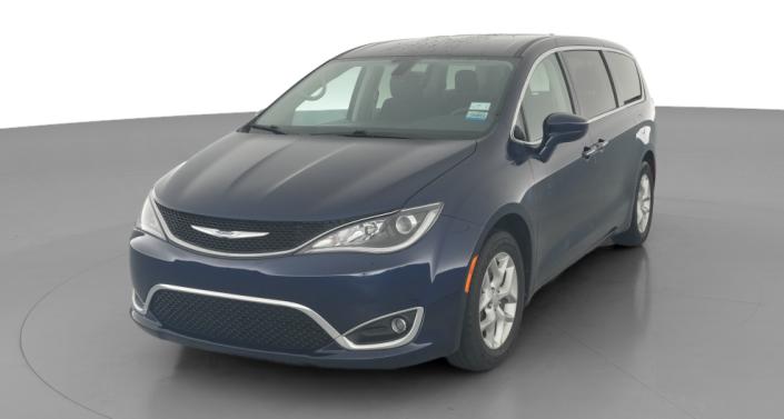 Thumbnail: 2019 Chrysler Pacifica - 1