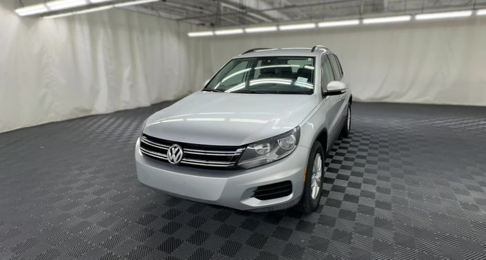 Thumbnail: 2016 Volkswagen Tiguan - 1