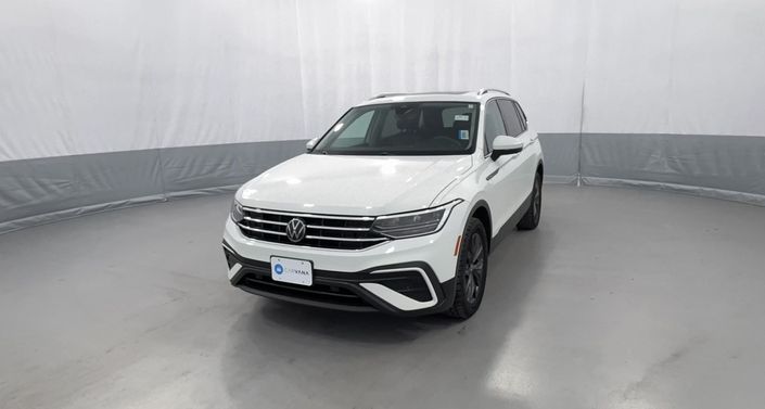 Thumbnail: 2022 Volkswagen Tiguan - 1