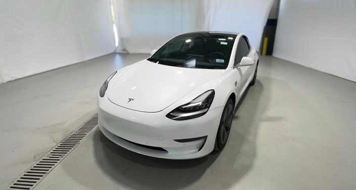 Thumbnail: 2019 Tesla Model 3 - 1