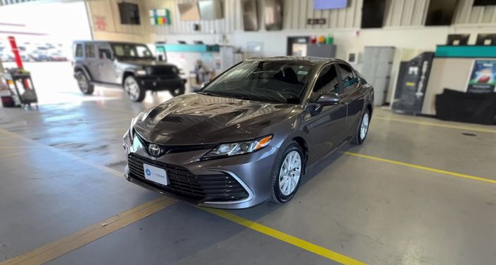 Thumbnail: 2021 Toyota Camry - 1