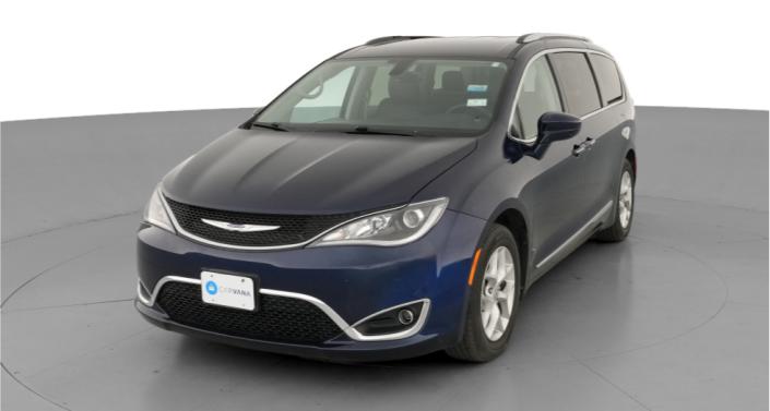 2019 Chrysler Pacifica Touring L -
                  Hebron, OH