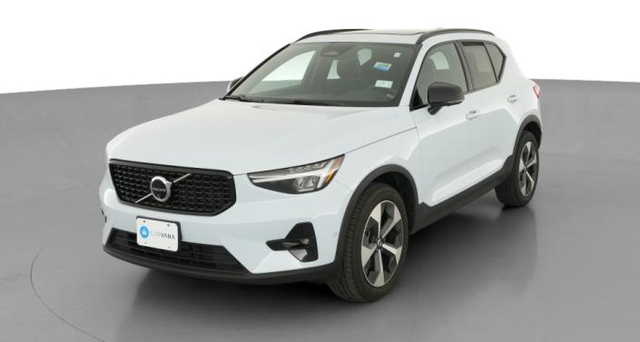 Thumbnail: 2024 Volvo XC40 - 1