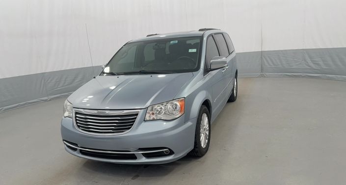 2016 Chrysler Town & Country S -
                  Akron, NY