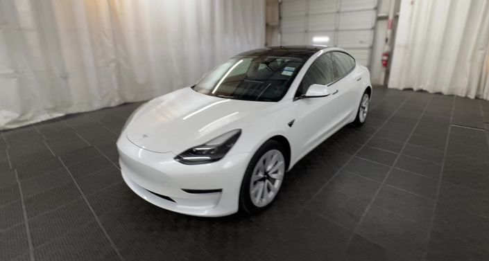 Thumbnail: 2023 Tesla Model 3 - 1