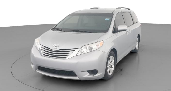 Thumbnail: 2015 Toyota Sienna - 1