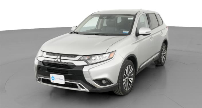 Thumbnail: 2020 Mitsubishi Outlander - 1
